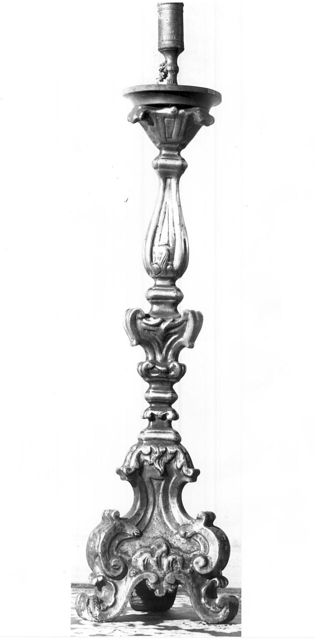 candeliere d'altare, serie - manifattura mantovana (seconda metà sec. XVIII)