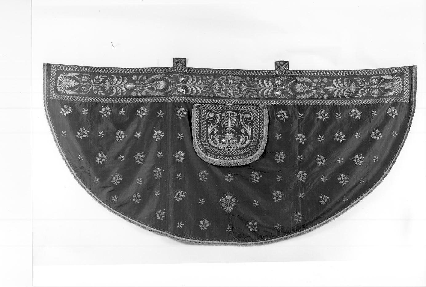 piviale, elemento d'insieme - manifattura Italia settentrionale (sec. XIX)