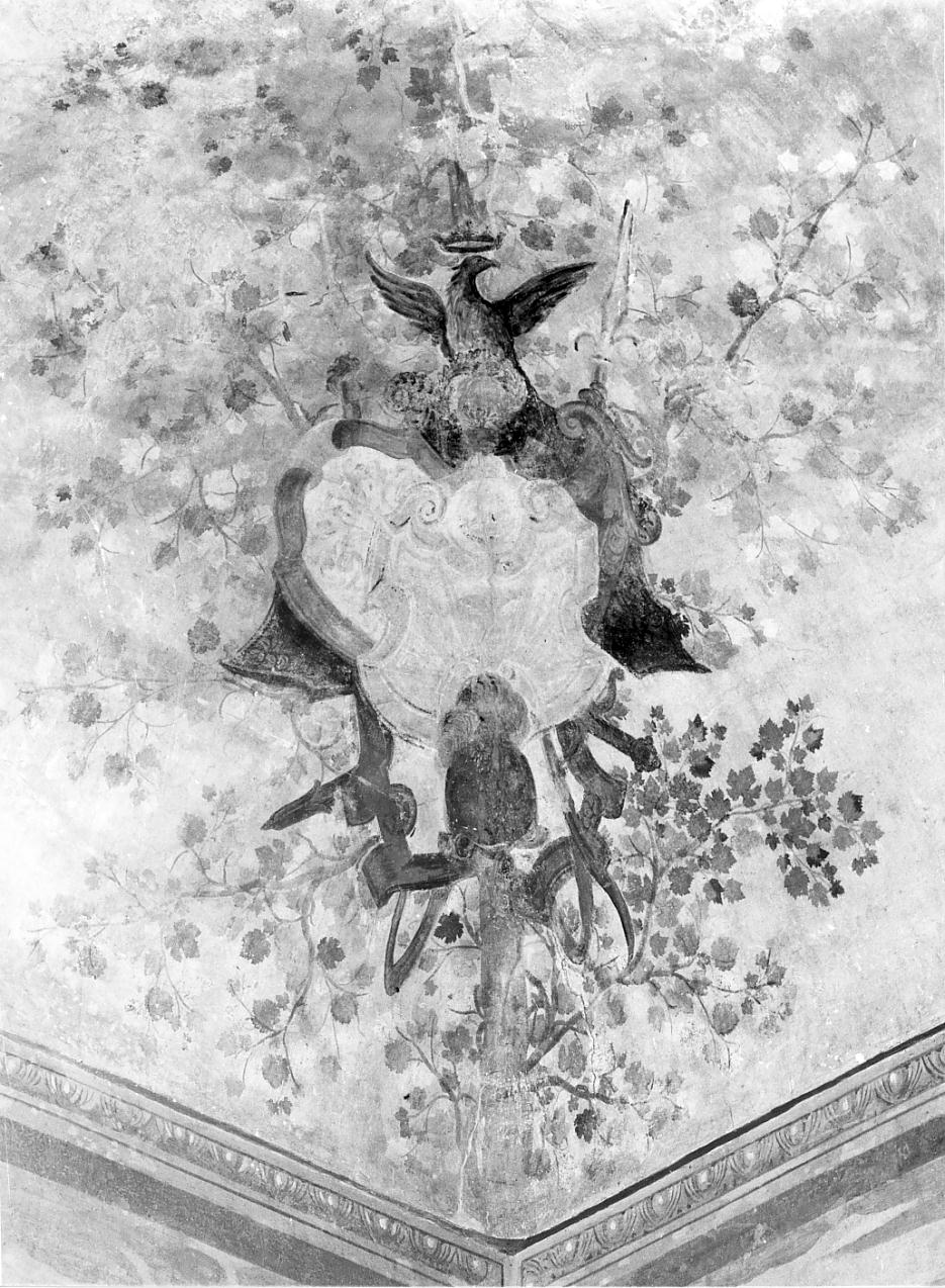 trofeo di armi (decorazione pittorica, elemento d'insieme) - ambito mantovano (fine sec. XVI)