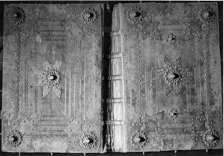 coperta di libro liturgico, opera isolata - ambito Italia settentrionale (sec. XVI)