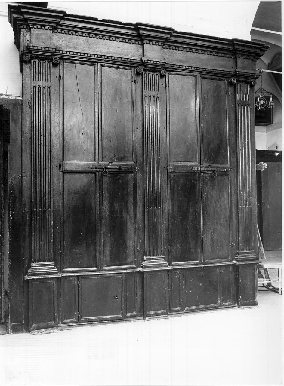 armadio, opera isolata - manifattura mantovana (inizio sec. XIX)