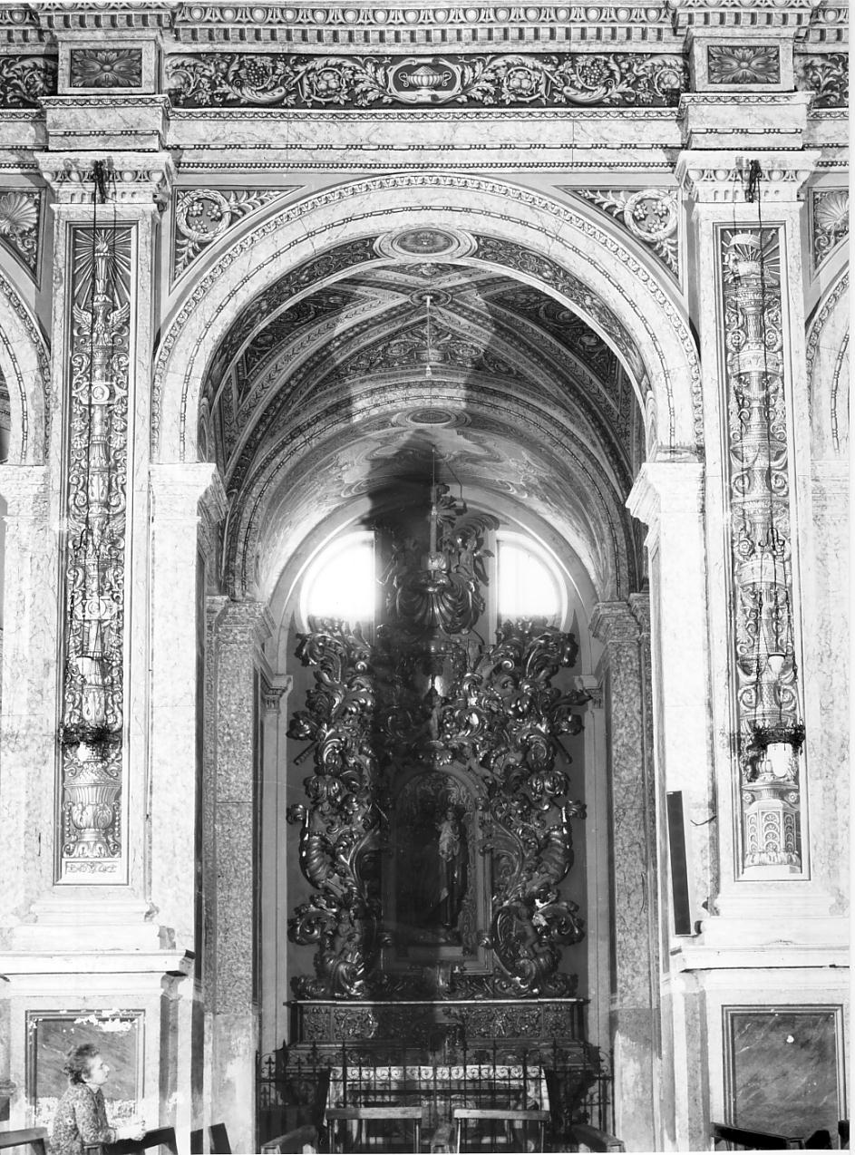 racemi e candelabre (dipinto, elemento d'insieme) di Miolato Gaetano (sec. XX)