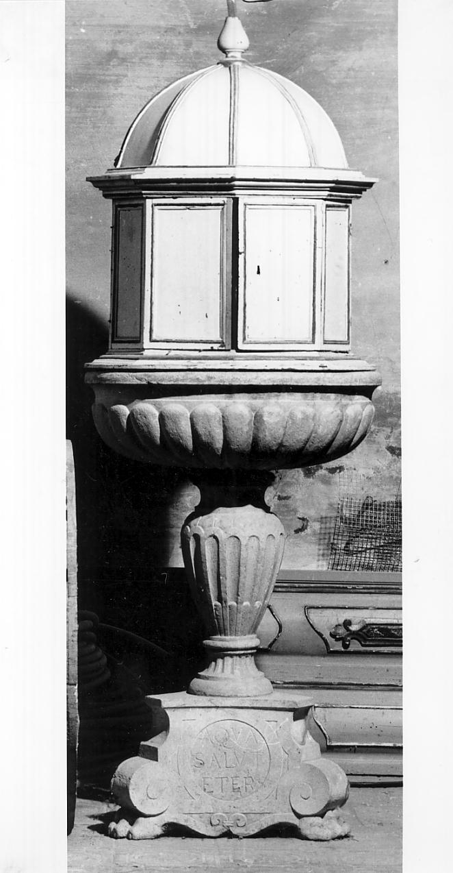 fonte battesimale, opera isolata - ambito mantovano (sec. XVI)