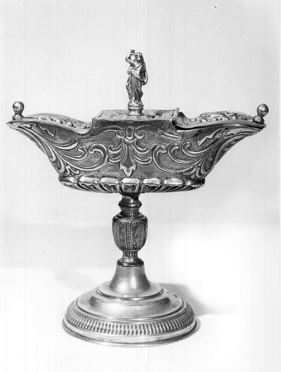 navicella portaincenso - a doppia valva, opera isolata - ambito mantovano (secc. XVIII/ XIX)