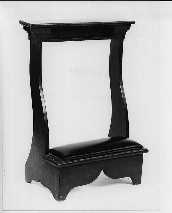 inginocchiatoio, opera isolata - ambito mantovano (sec. XIX)