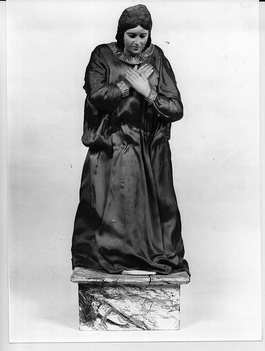 una pia donna (statua da presepio, opera isolata) - ambito mantovano (sec. XIX)