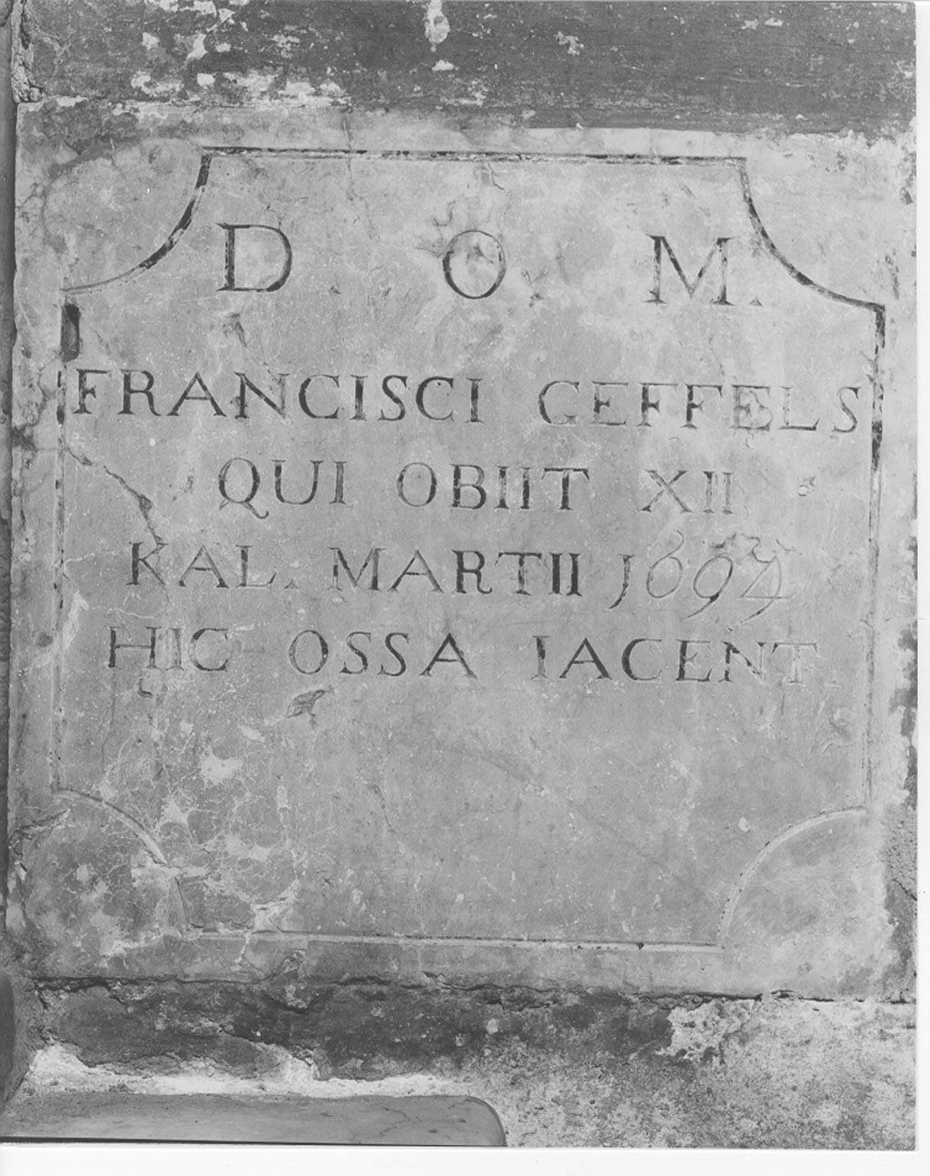 lapide tombale, opera isolata - manifattura mantovana (sec. XVII)