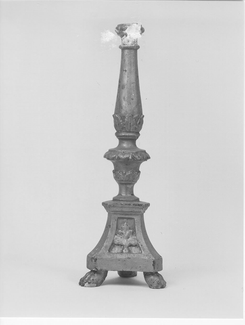 candeliere, opera isolata - manifattura mantovana (seconda metà sec. XIX)