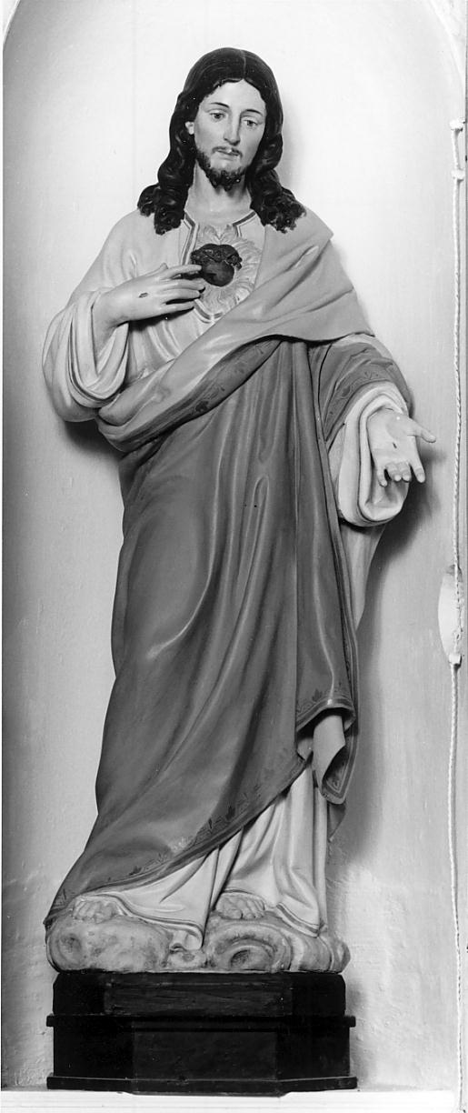Sacro Cuore di Gesù (statua, opera isolata) di Righetti Emilio (primo quarto sec. XX)