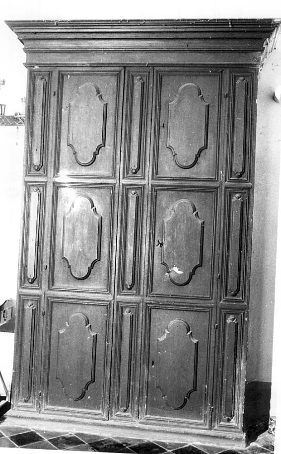 armadio, opera isolata - ambito bresciano (prima metà sec. XIX)