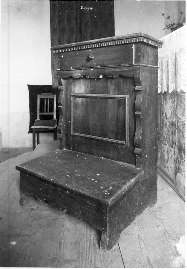 inginocchiatoio, opera isolata - ambito italiano (fine sec. XIX)