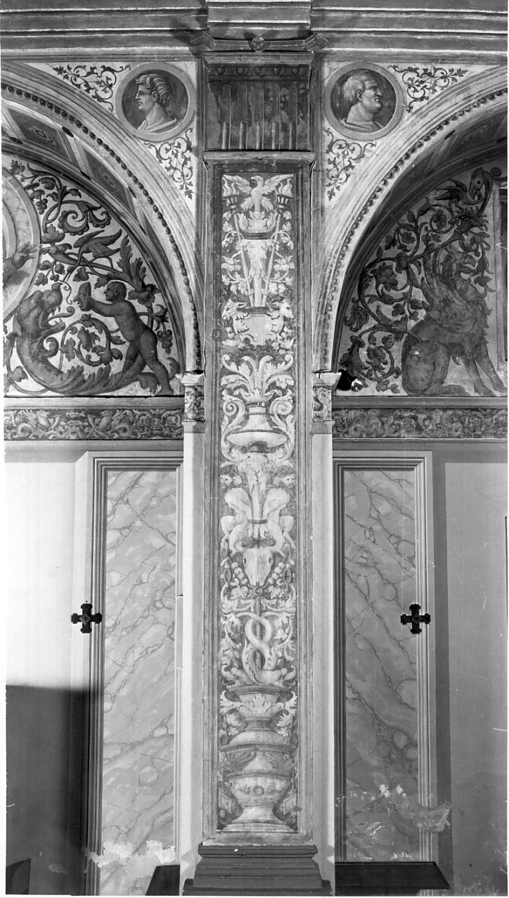 candelabra (decorazione pittorica, serie) di De Fedeli Giovan Antonio (prima metà sec. XVI)