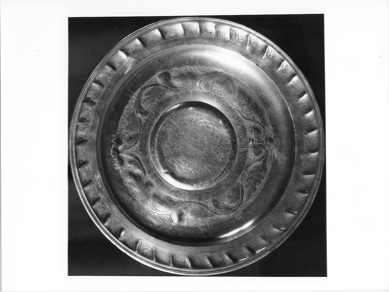 piatto, opera isolata di Lanti Giovanni (seconda metà sec. XVIII)