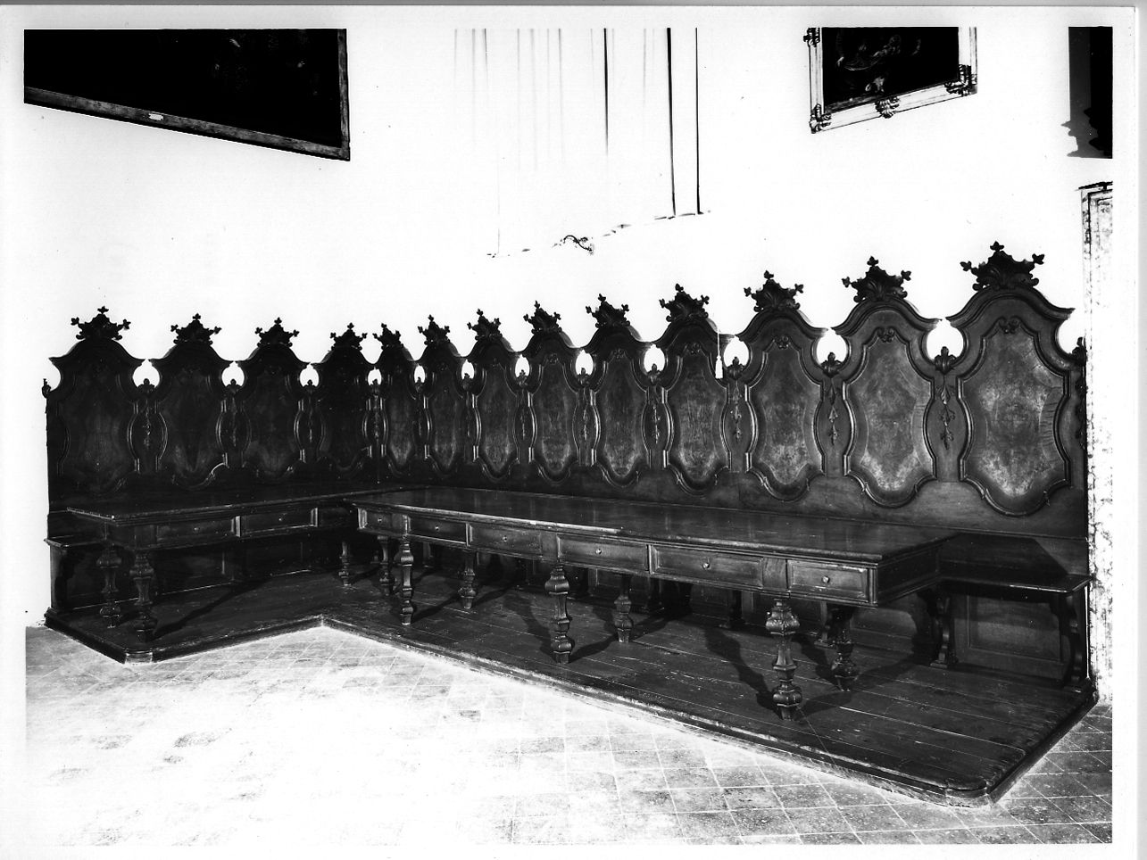 tavolo, insieme di Ceratelli Domenico (secondo quarto sec. XVIII)