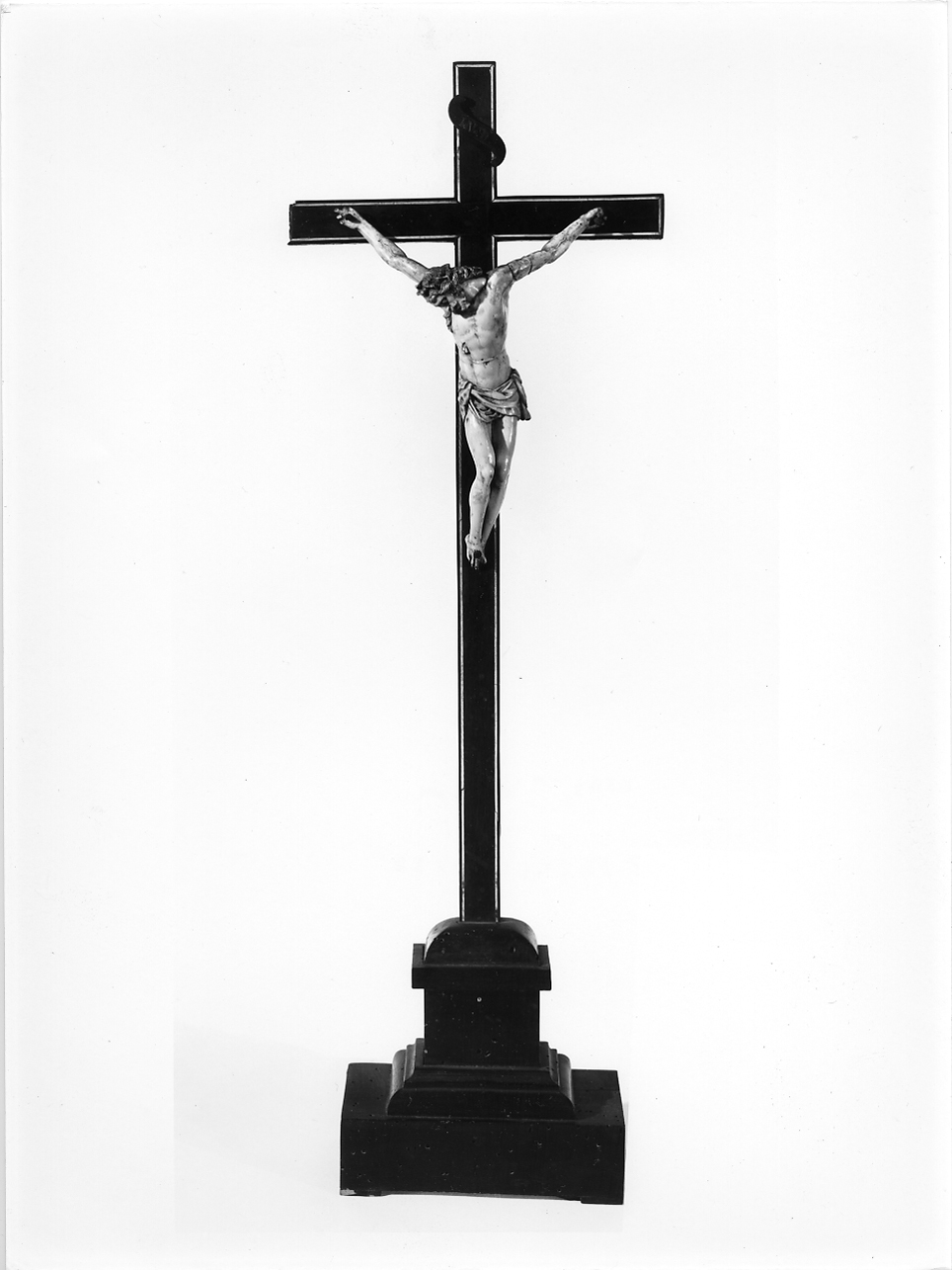 croce da tavolo, opera isolata - ambito italiano (seconda metà sec. XVII)