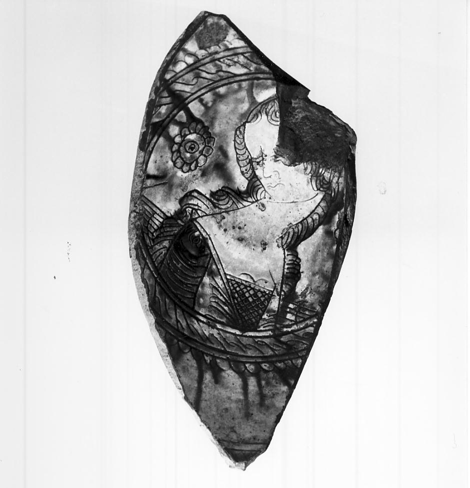 testa muliebre con rosetta (formella, frammento) - manifattura padana (fine/inizio secc. XV/ XVI)