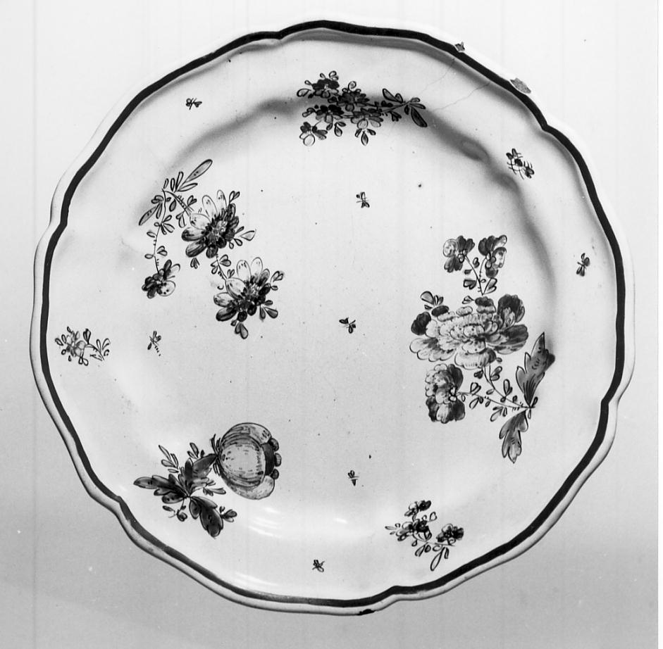 motivo decorativo floreale (piatto, opera isolata) - manifattura lodigiana (sec. XVIII)