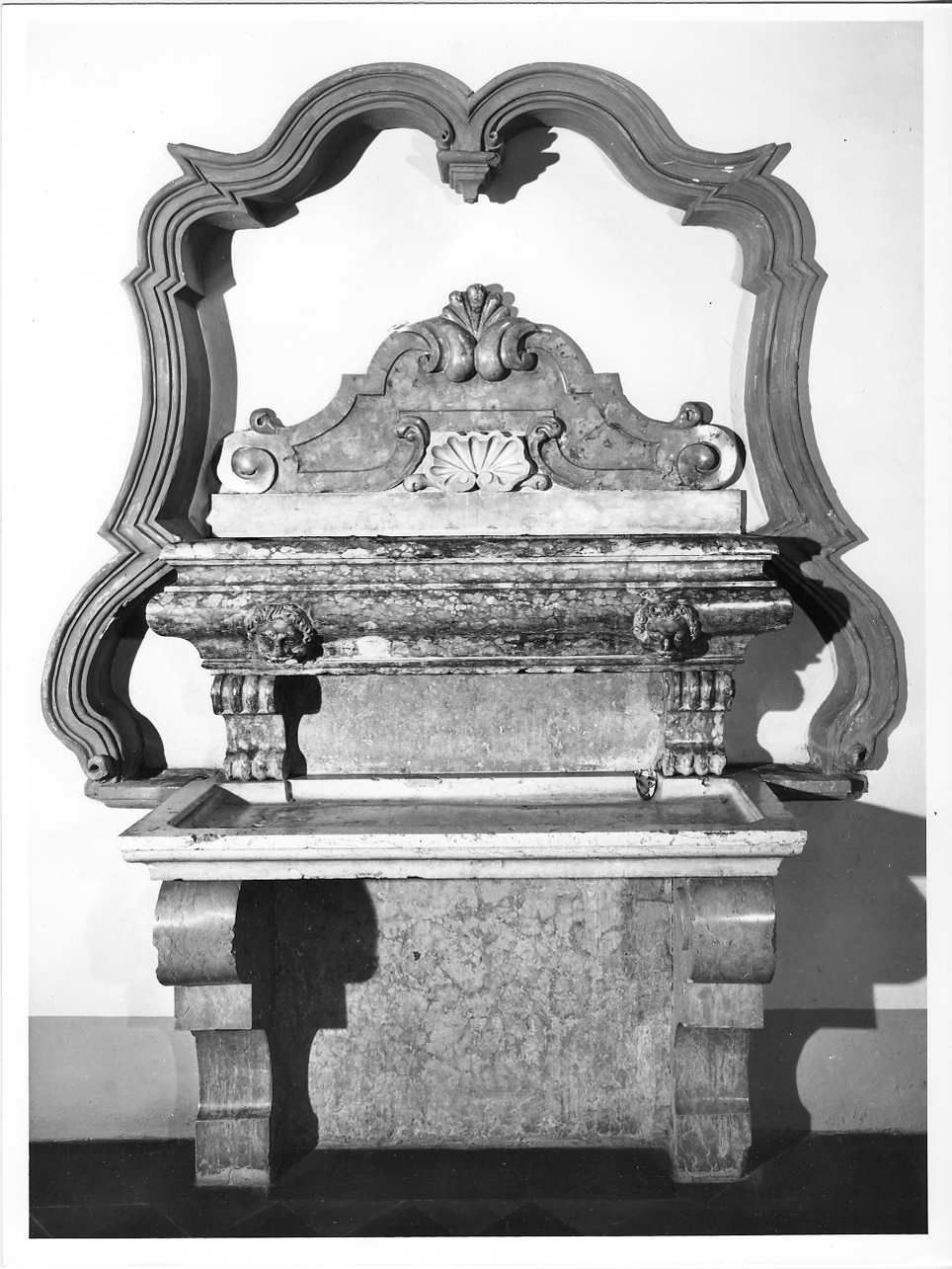lavabo, opera isolata - ambito mantovano (seconda metà sec. XVIII)