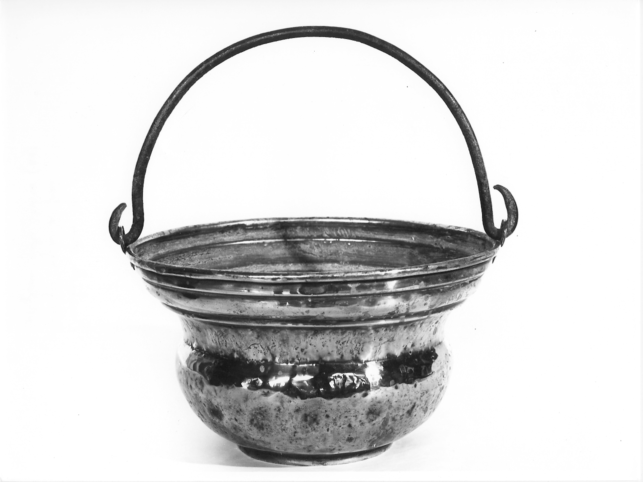 secchiello per l'acqua benedetta, opera isolata - ambito mantovano (seconda metà sec. XIX)