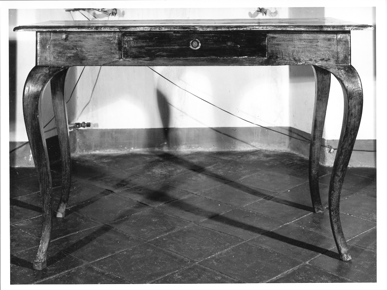 tavolo, opera isolata - ambito mantovano (sec. XVIII)