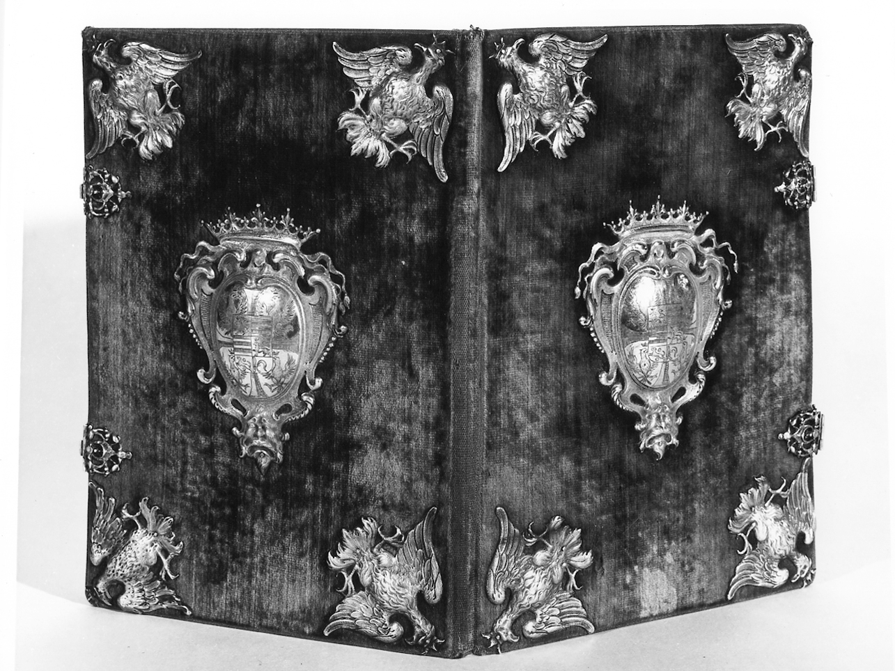 coperta di libro liturgico, opera isolata - ambito mantovano (sec. XVII)