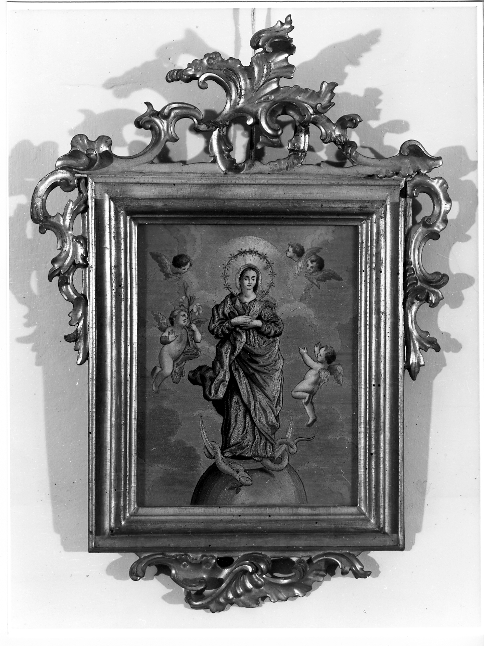 Madonna Immacolata (decorazione a ricamo, opera isolata) - ambito mantovano (seconda metà sec. XVIII)