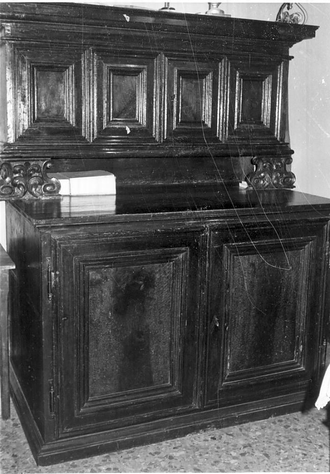 alzata di mobile, opera isolata - ambito bresciano (sec. XVIII)