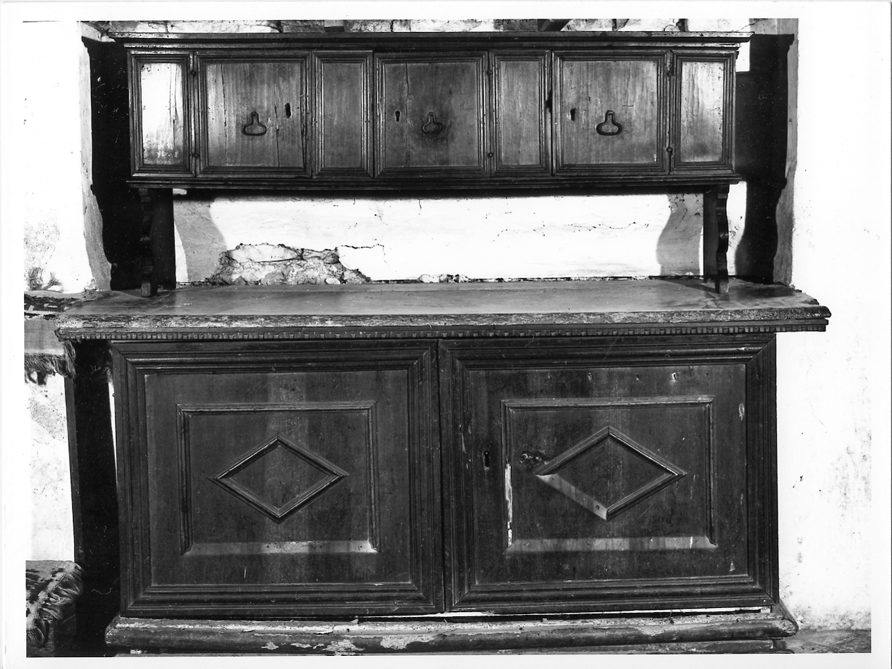 armadio da sacrestia, opera isolata - ambito mantovano (sec. XVII)