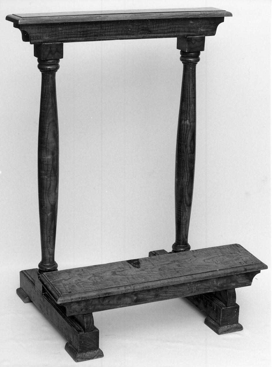 inginocchiatoio, serie - ambito lombardo (metà sec. XX)