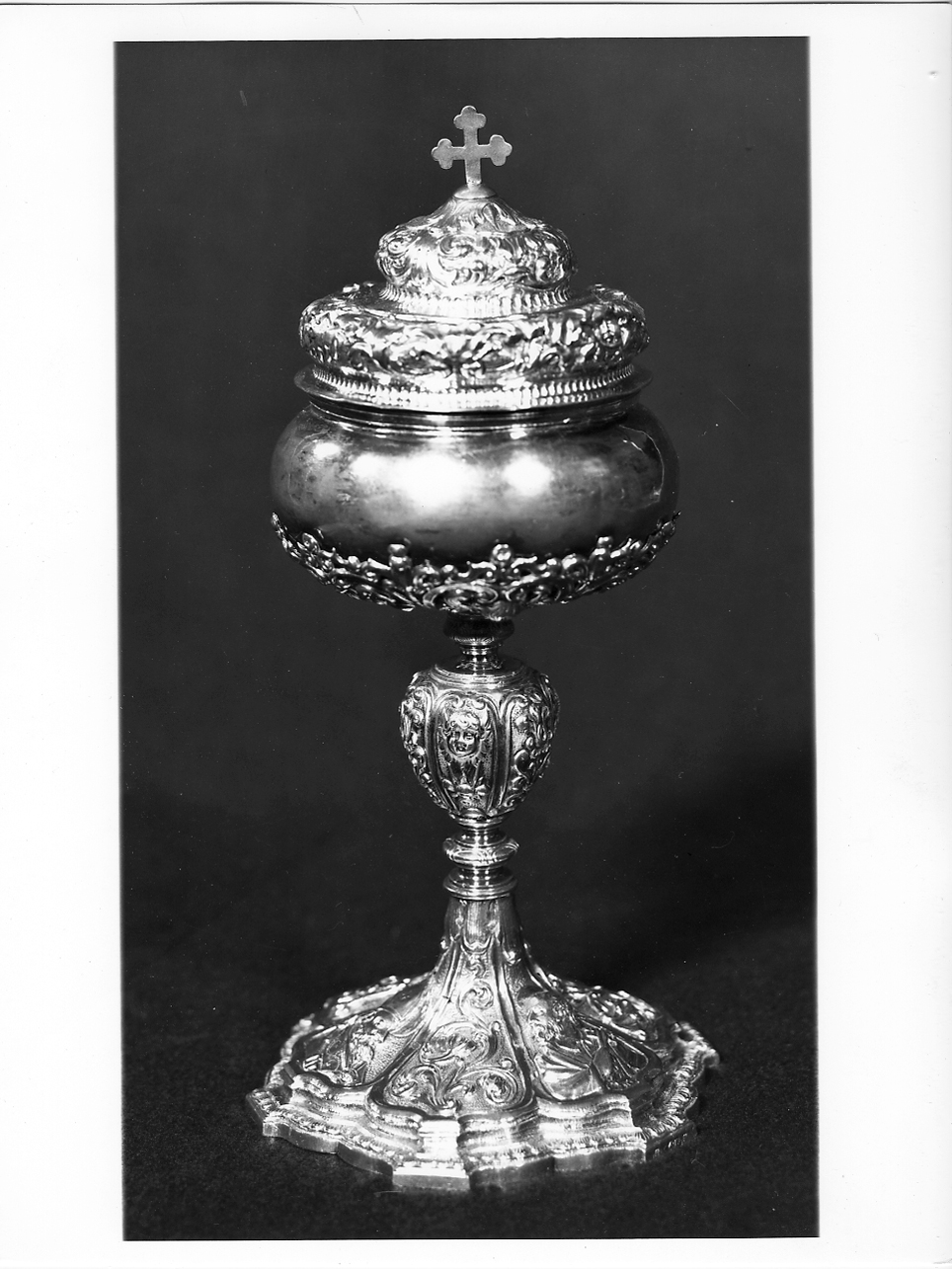 pisside, opera isolata - ambito bresciano (sec. XVIII)