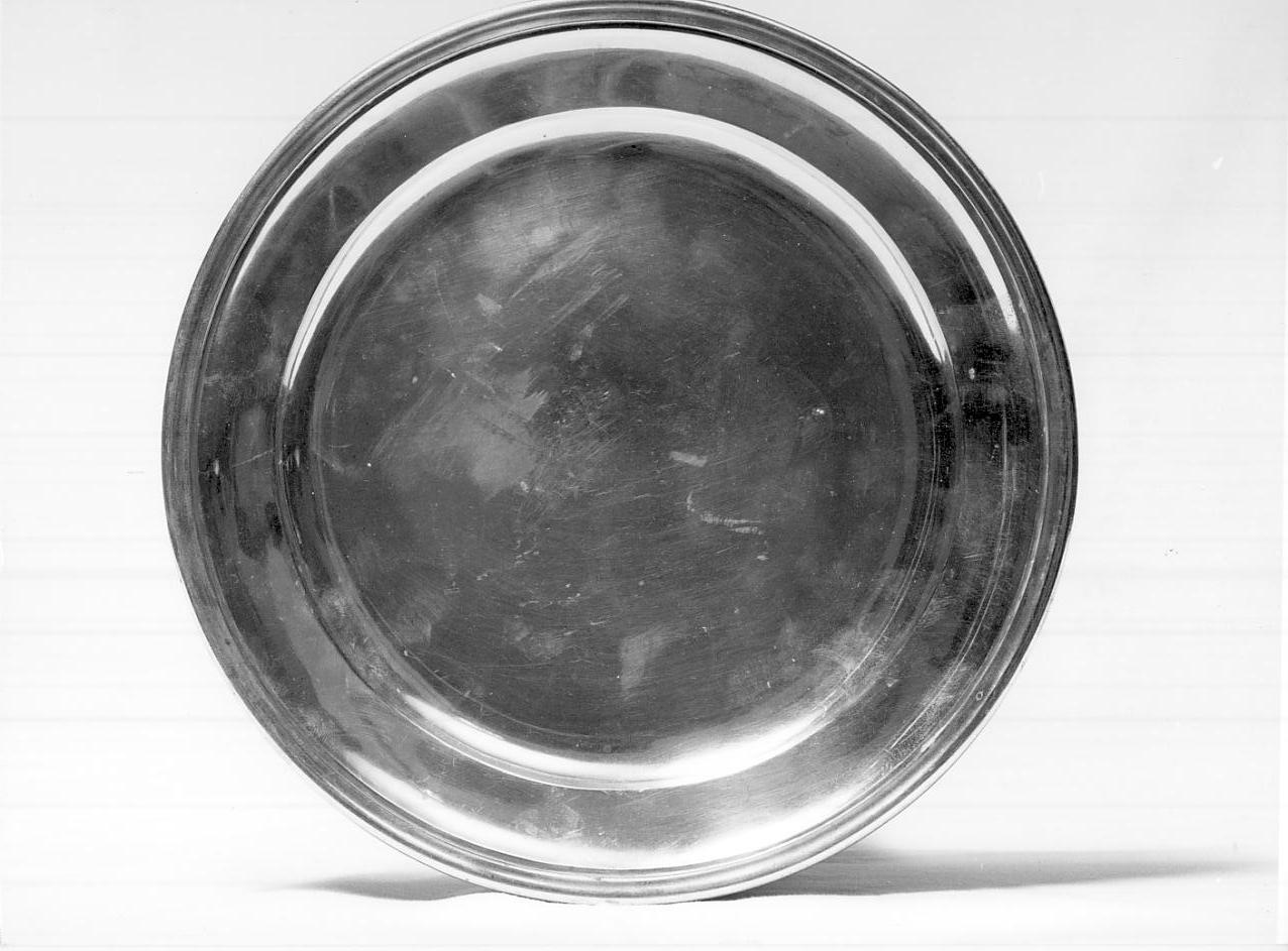 piatto, serie - ambito italiano (prima metà sec. XVIII)