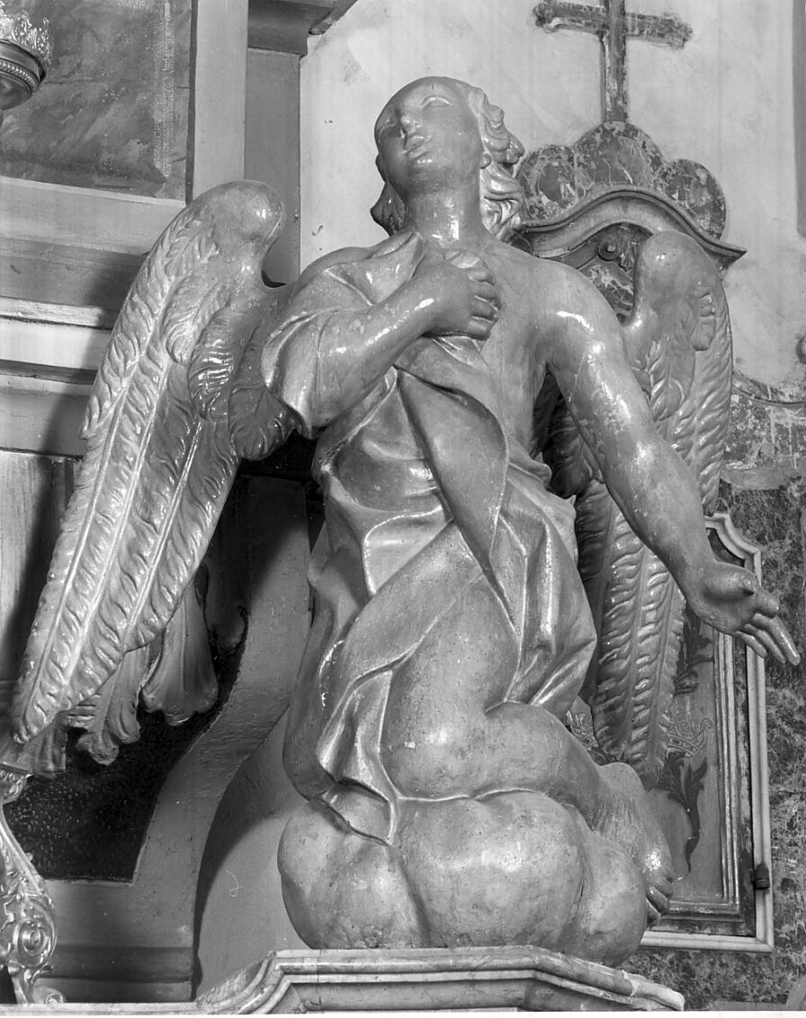 angelo adorante (scultura, opera isolata) di Simoni Beniamino (cerchia) (sec. XVIII)