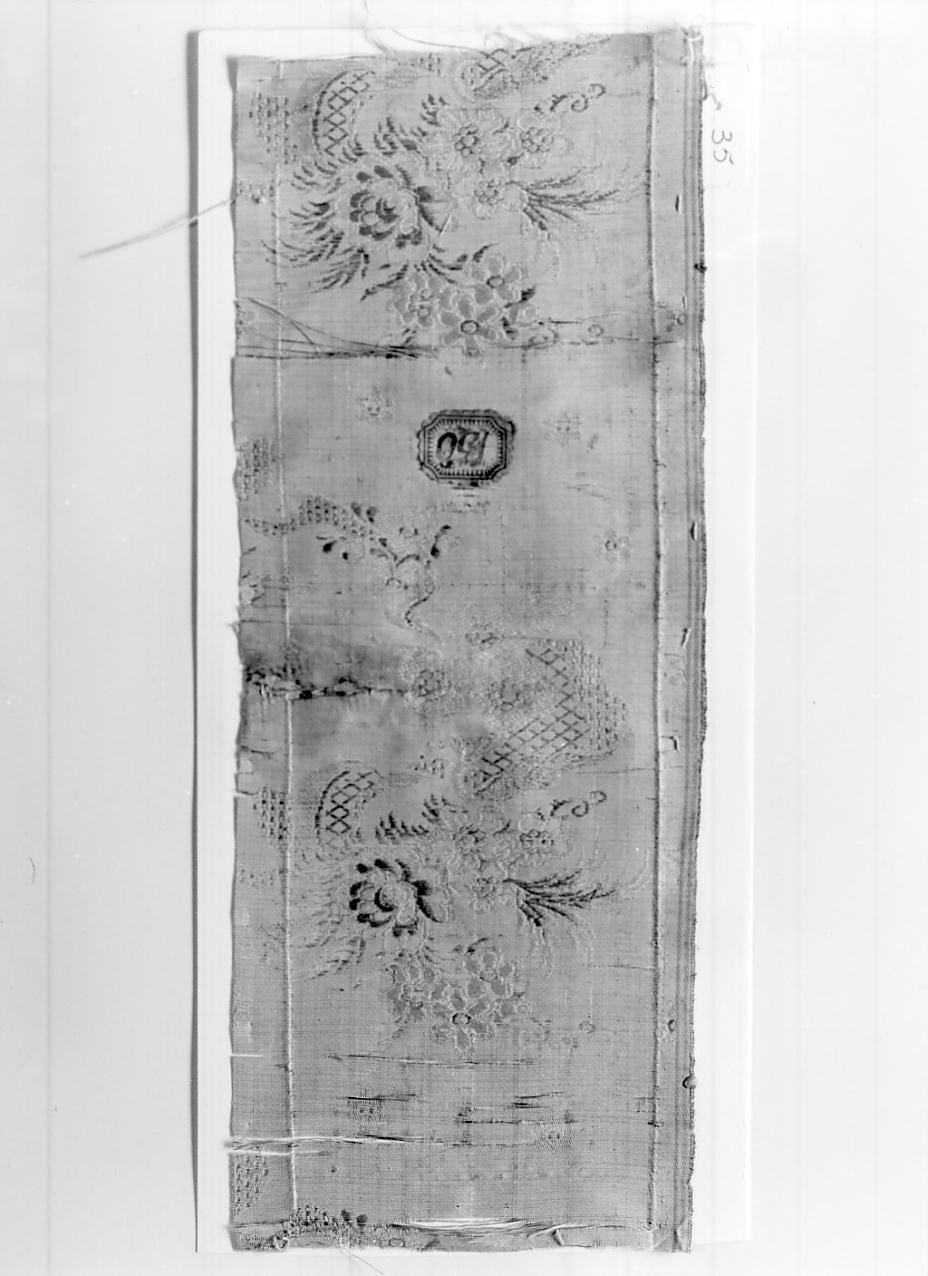 tessuto, frammento - manifattura italiana, manifattura francese (sec. XVIII)