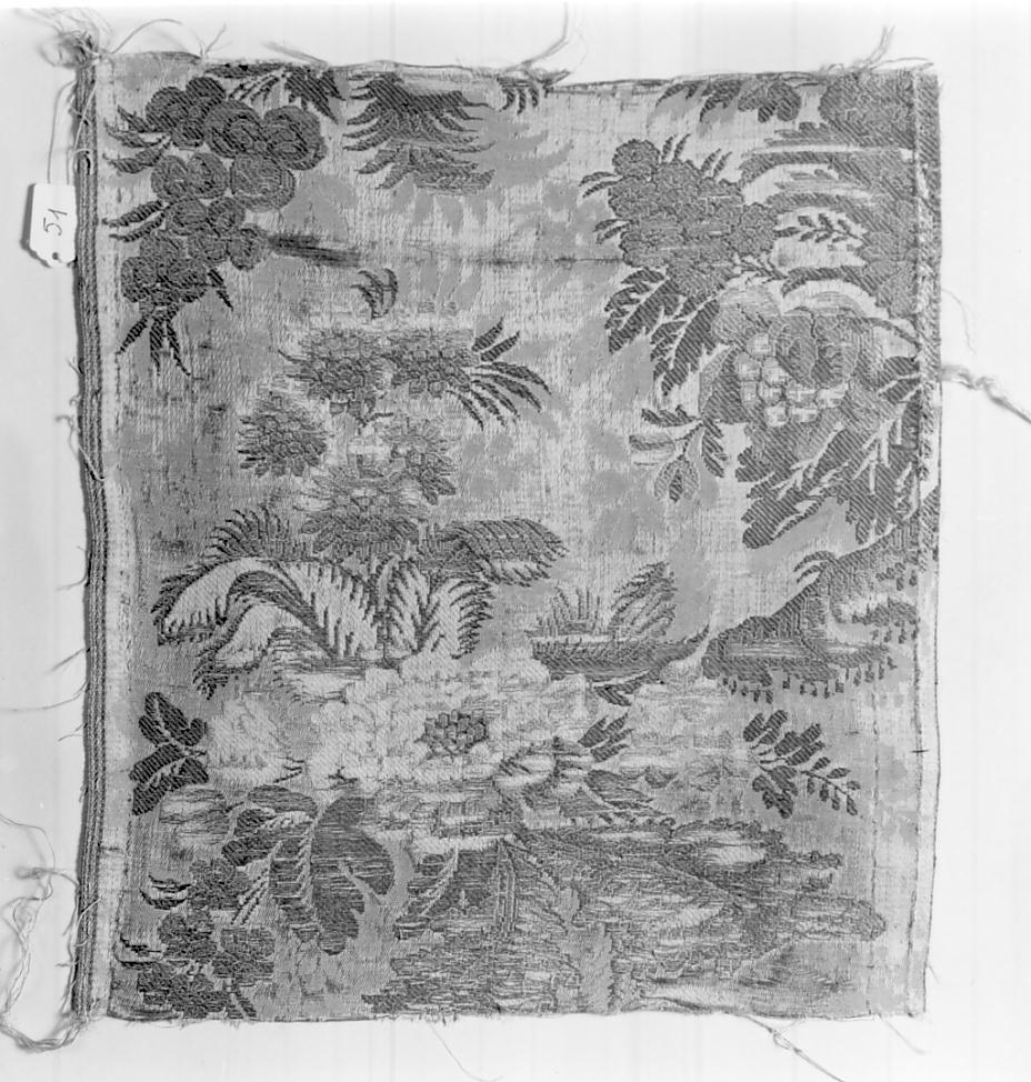 tessuto, frammento - manifattura italiana, manifattura francese (prima metà sec. XVIII)