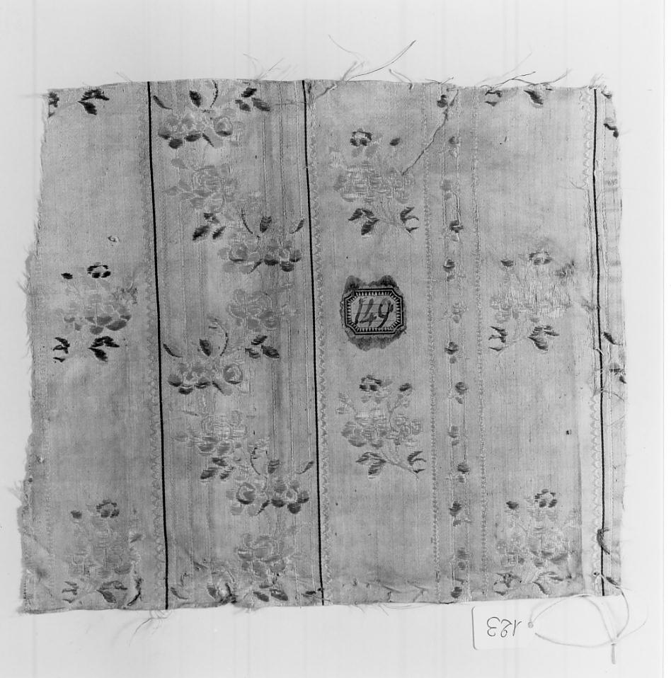 tessuto, frammento - manifattura italiana, manifattura francese (sec. XVIII)