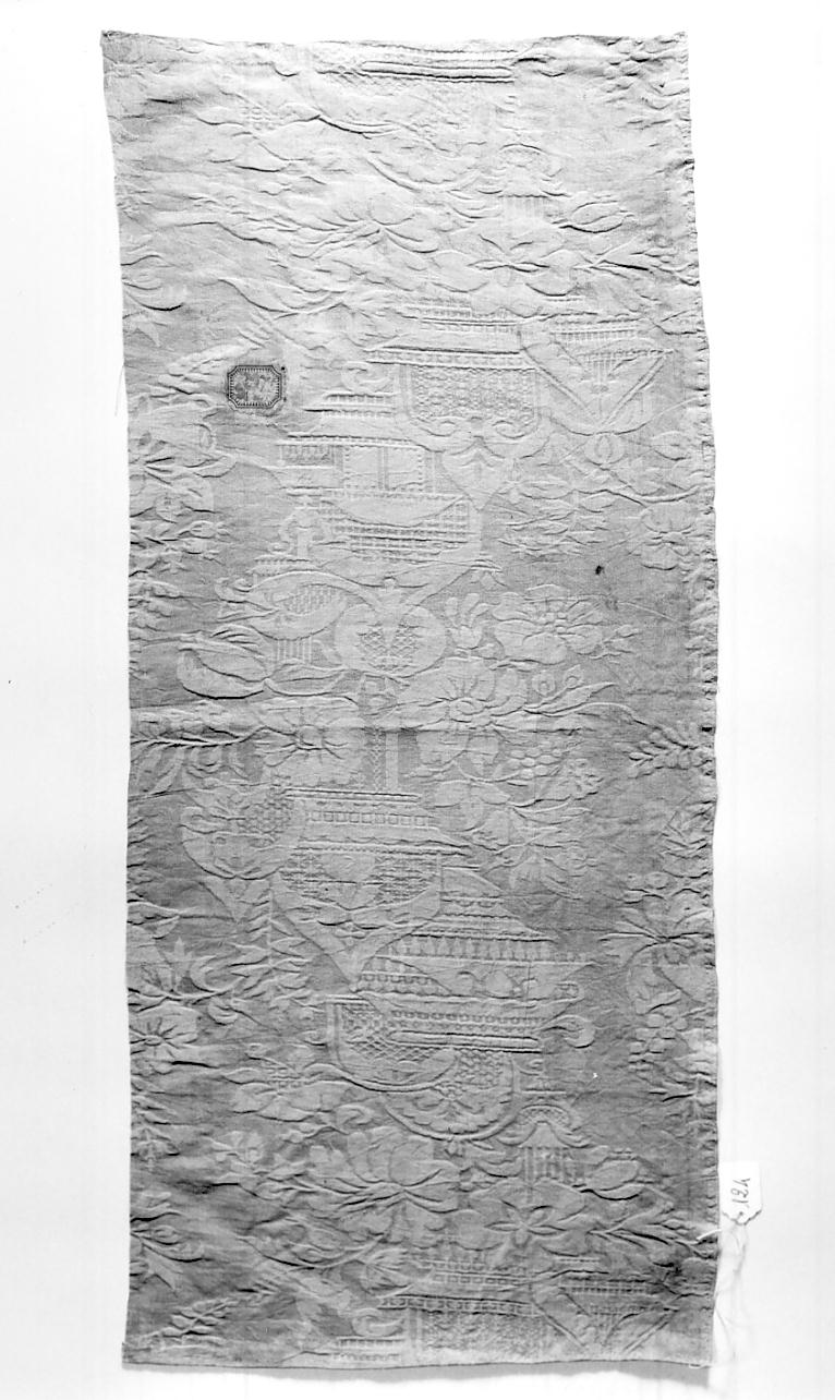 tessuto, frammento - manifattura italiana, manifattura francese (sec. XVIII)