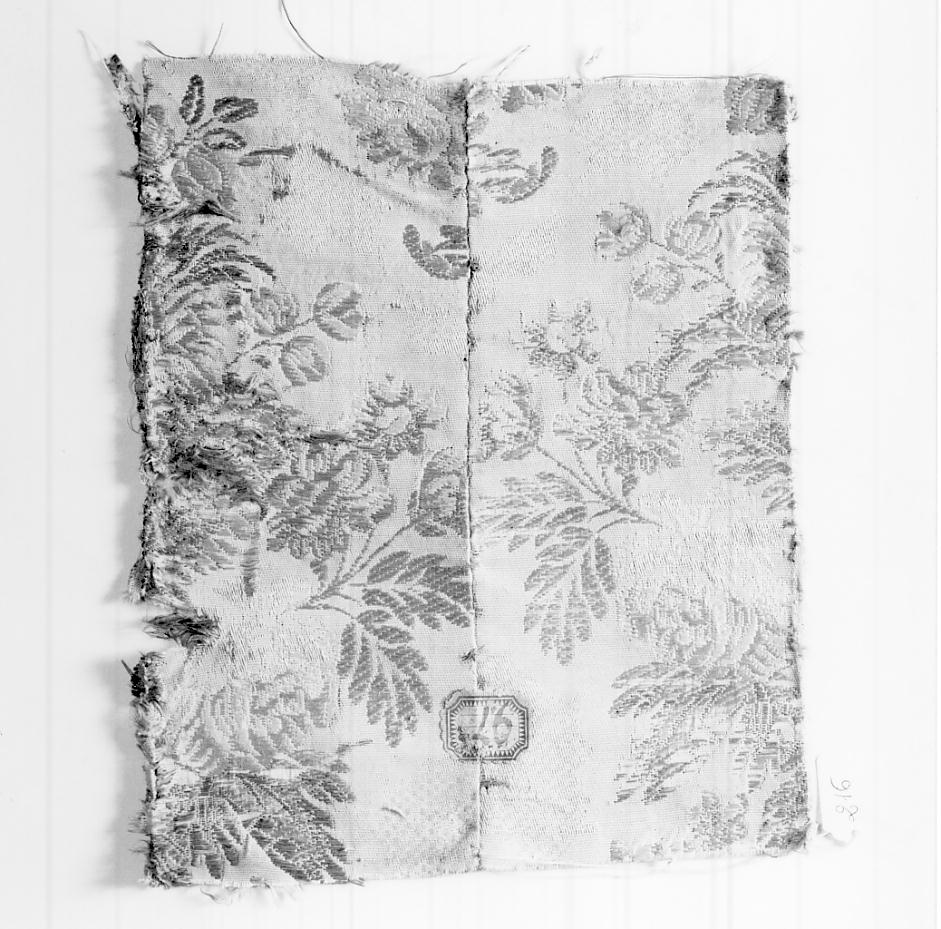 tessuto, frammento - manifattura italiana, manifattura francese (metà sec. XVIII)