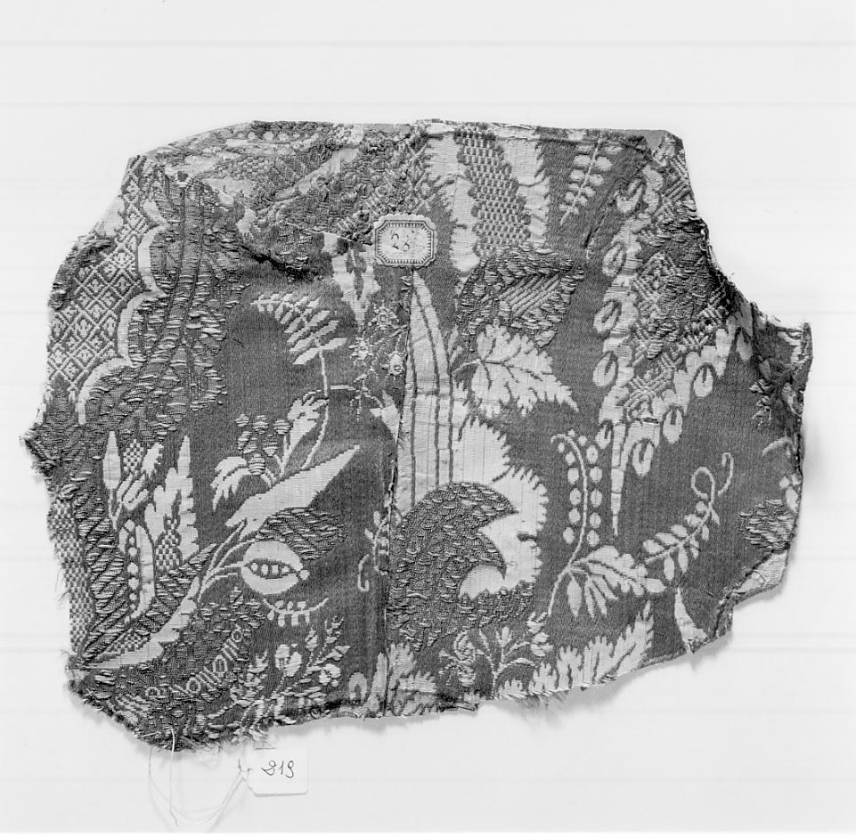 tessuto, frammento - manifattura italiana, manifattura francese (primo quarto sec. XVIII)