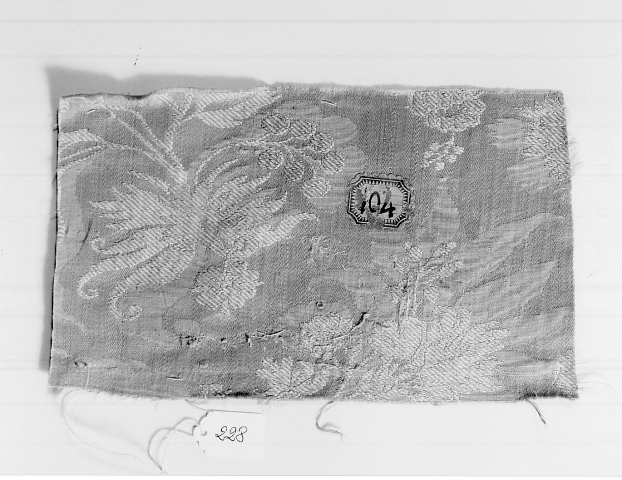 tessuto, frammento - manifattura italiana (secondo quarto sec. XVIII)