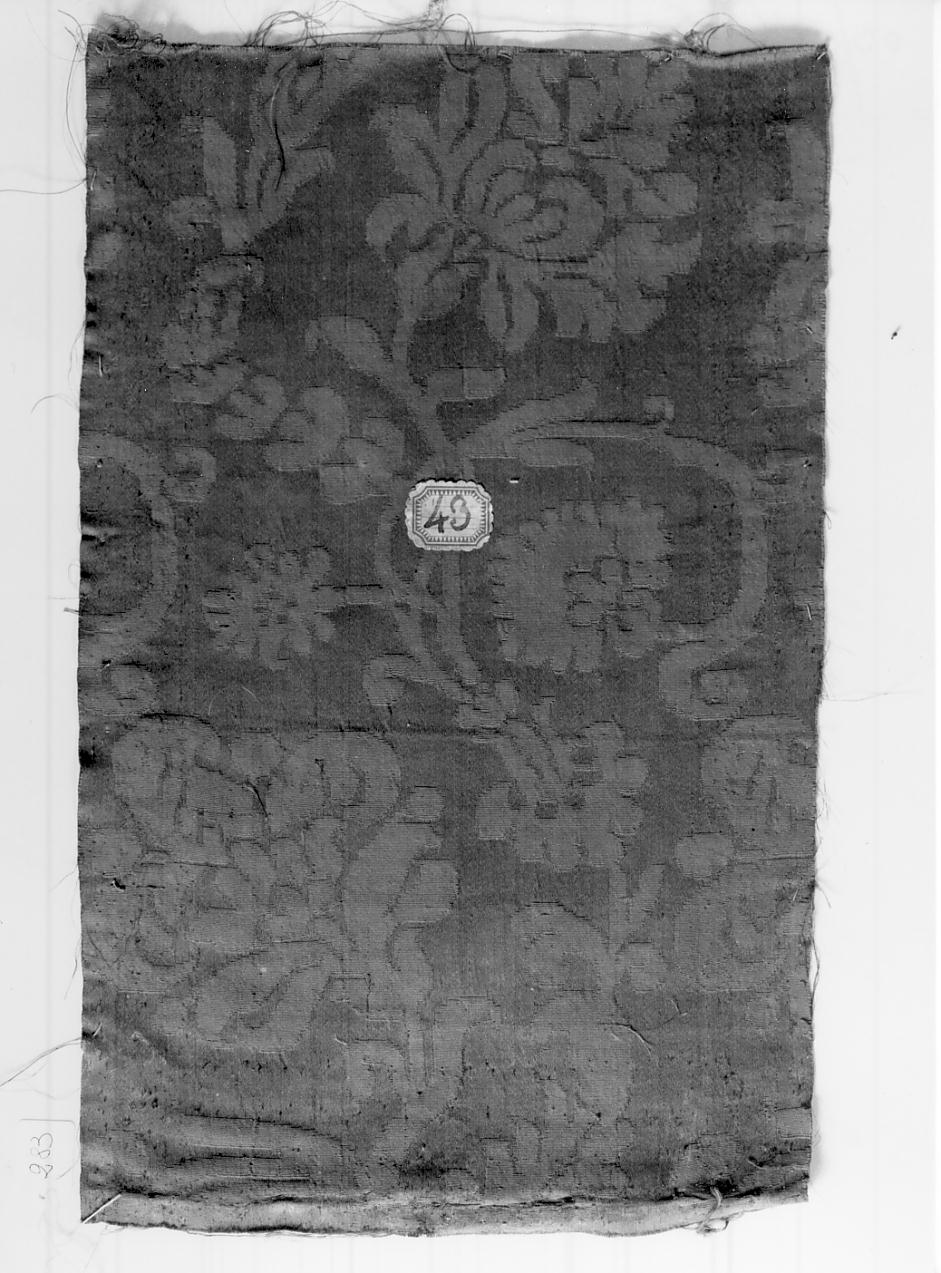 tessuto, frammento - manifattura italiana (terzo quarto sec. XVII)