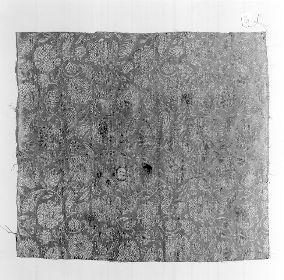 tessuto, frammento - manifattura italiana (seconda metà sec. XVII)