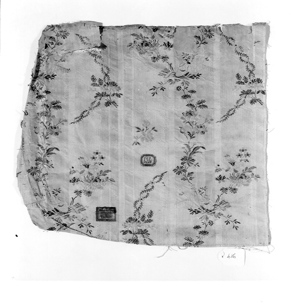 tessuto, frammento - manifattura italiana, manifattura francese (sec. XVIII)