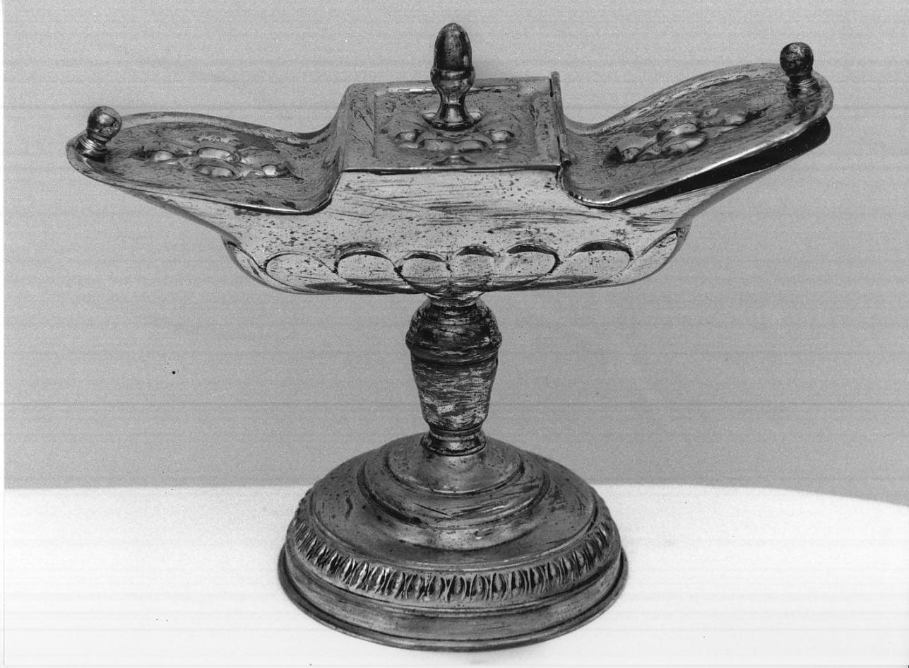 navicella portaincenso, opera isolata - produzione lombarda (seconda metà sec. XIX)