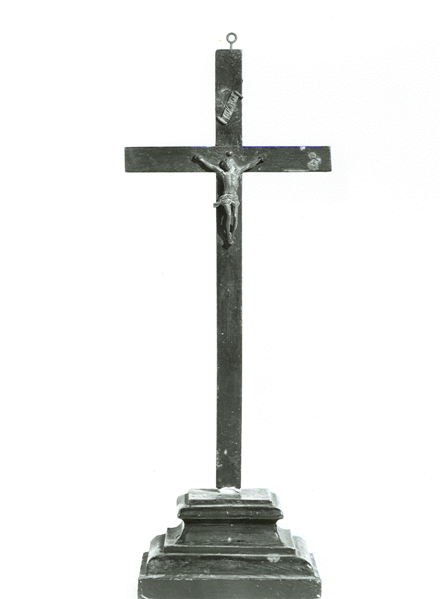 croce da tavolo, opera isolata - ambito italiano (prima metà sec. XIX)