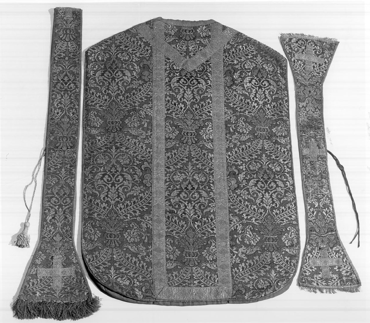 paramento liturgico, insieme - ambito italiano (prima metà sec. XVIII)