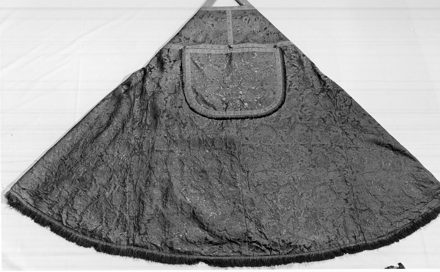 piviale, opera isolata - ambito italiano (inizio sec. XIX)