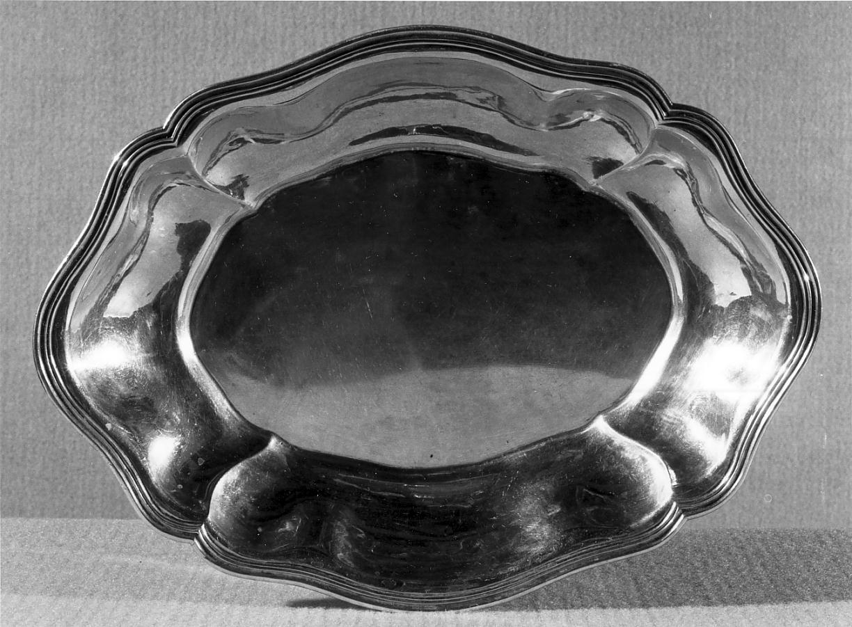 vassoio, opera isolata - ambito lombardo (fine sec. XVIII)