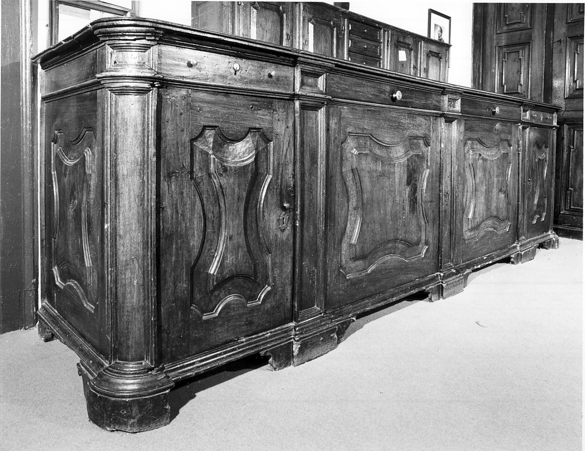 armadio da sacrestia, opera isolata - ambito lombardo (sec. XVIII)