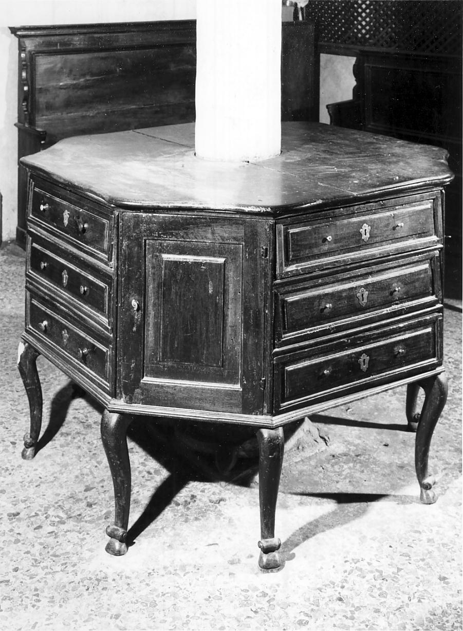 mobile, opera isolata - manifattura lombarda (metà sec. XVIII)