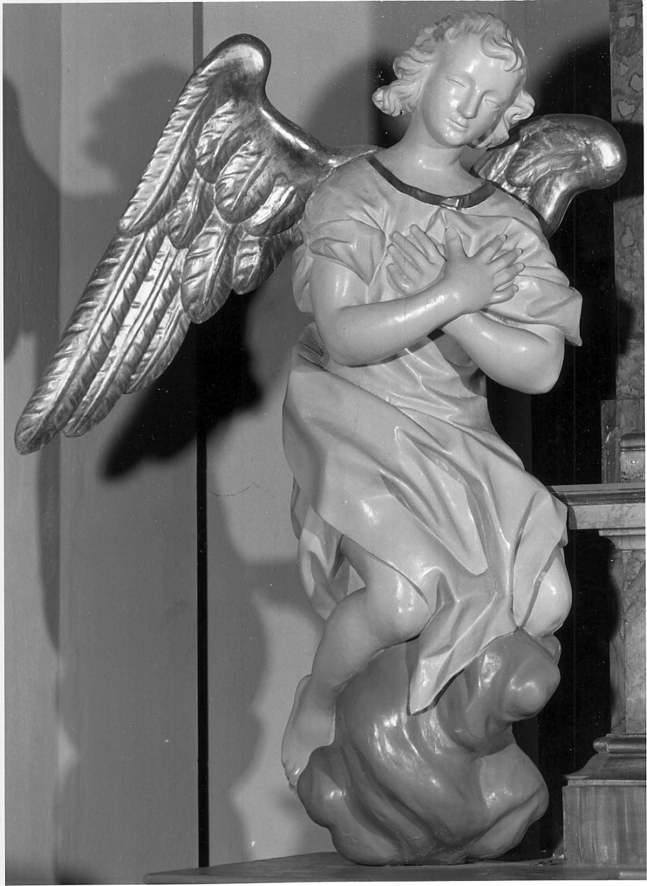 angelo orante (statua, opera isolata) di Simoni Beniamino (sec. XVIII)